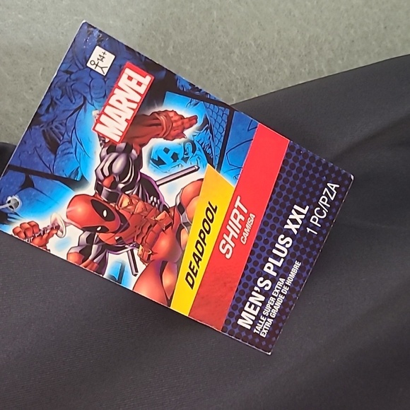 MARVEL DEADPOOL Men's Novelty Athletic Costume Shirt - Size XXL NEW WITH TAGS - Picture 2 of 15